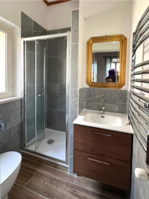 Siena Apartment 2 Parcheggio Privato E Giardino Dış mekan fotoğraf
